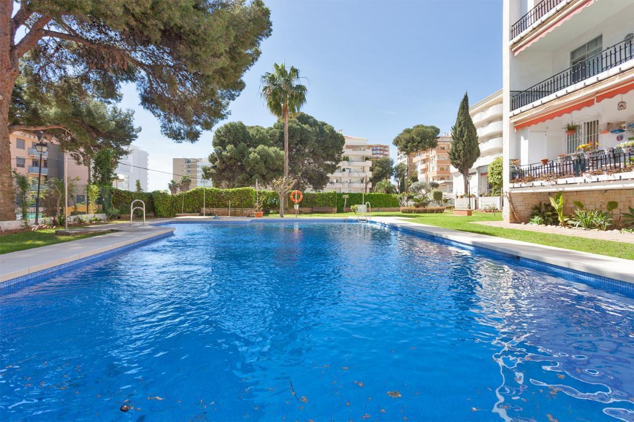 Apartment With Sea View Benalmádena Exteriör bild